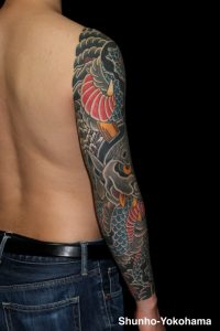 和彫り 手彫り 刺青 タトゥー tattoo 横浜 俊宝 般若 大蛇 蛇 snake 牡丹 peony 大蛇 入れ墨